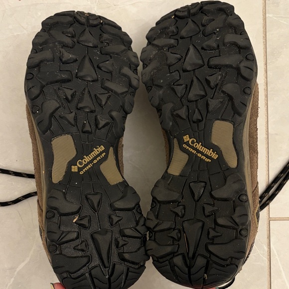 Columbia Men's North Plains II Dark Brown and Black Athletic hiking Shoes 8 - Picture 2 of 6